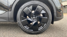 Volvo XC40 2.0 B3P Plus Black Edition 5dr Auto Petrol Estate